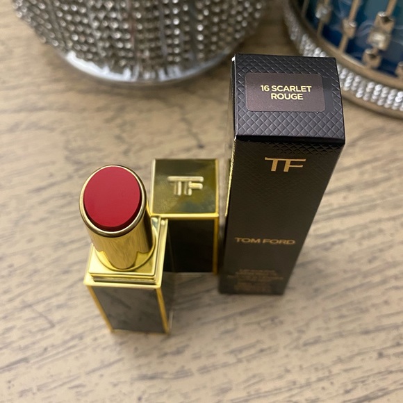 Tom Ford Satin Matte Lipstick Scarlett rouge - Picture 1 of 5